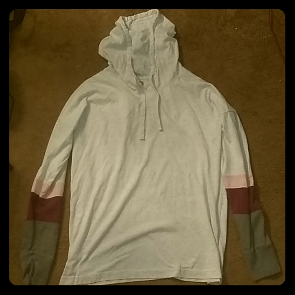 Thin sweatshirt